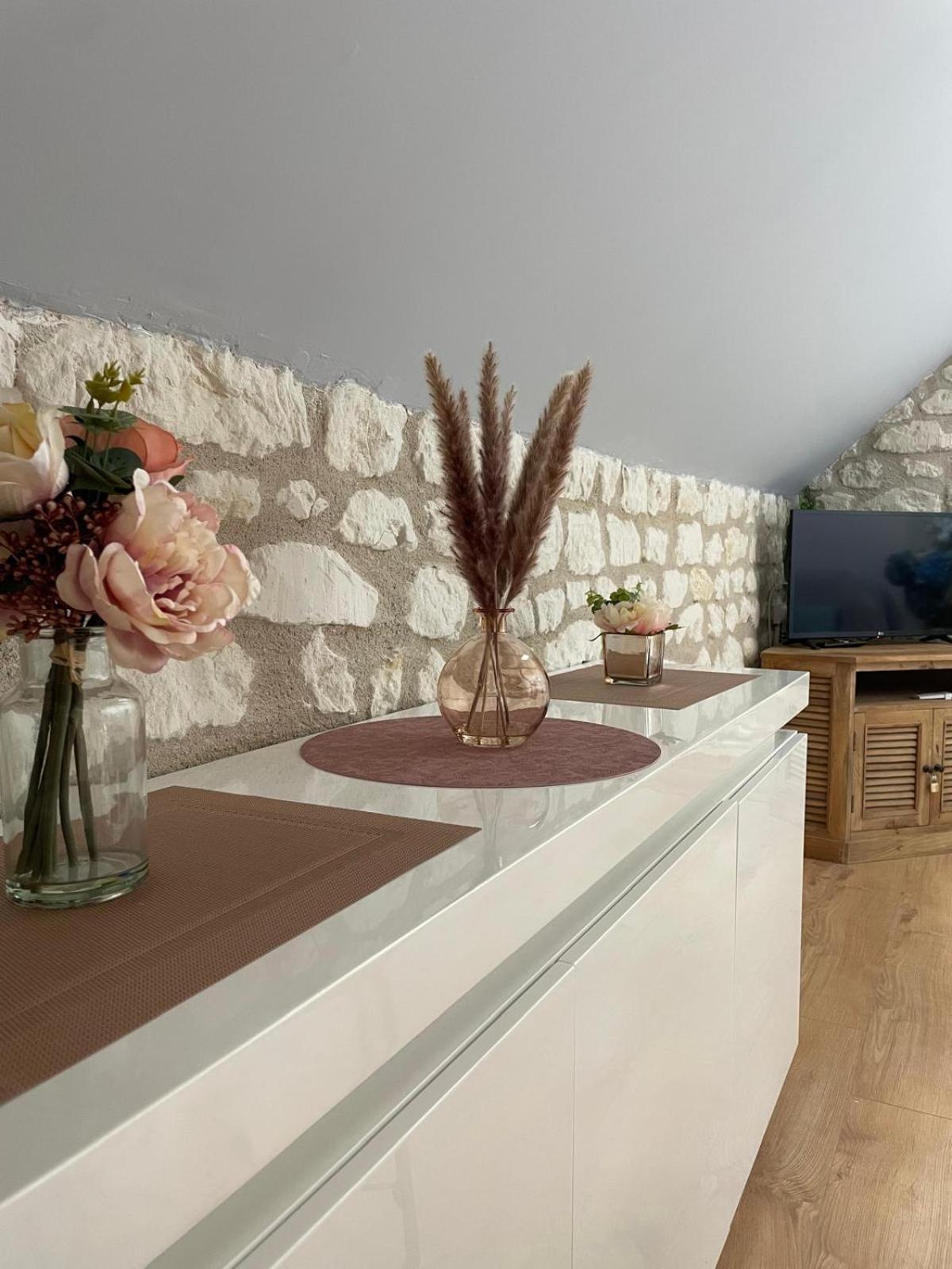 Le Relais, La Dormance, Le Bois Dormant Ξενοδοχείο Châteauvieux Εξωτερικό φωτογραφία