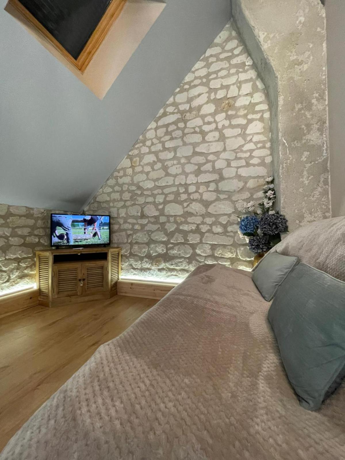 Le Relais, La Dormance, Le Bois Dormant Ξενοδοχείο Châteauvieux Εξωτερικό φωτογραφία